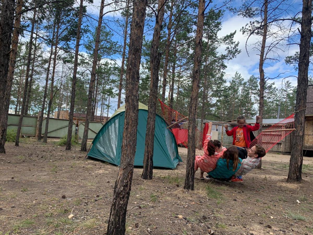 Kemping Cvetok Pod Snegom Khuzhir Exterior photo